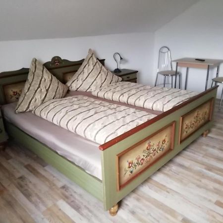 Pension Fohlenhof 프라우에나우 외부 사진