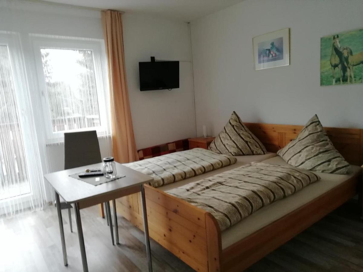 Pension Fohlenhof 프라우에나우 외부 사진